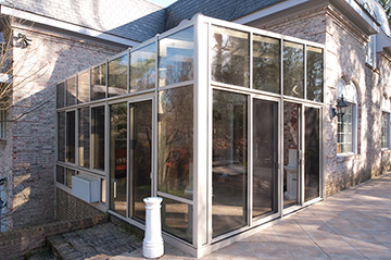 Sunroom with 1 Inch Thick Double Pane Insulated Glass