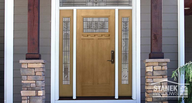 Provia® Tacoma entry door with sidelites, part of the Signet collection.