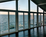 sunroom with vaulted ceilling